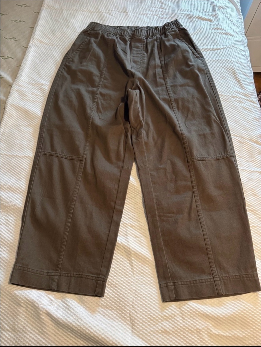Women’s high rise crop Pants - khaki Brown